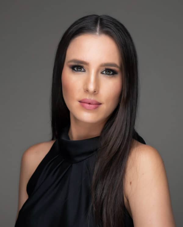 Ariane Fernanda Justulin Almeida